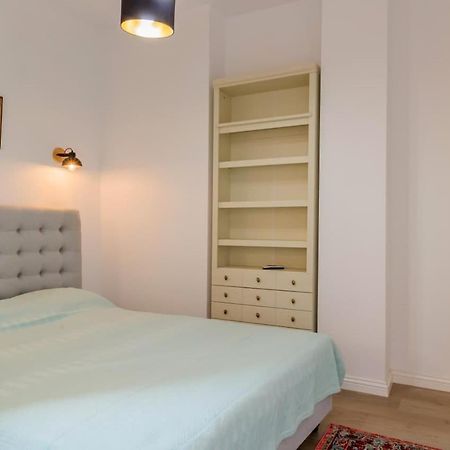 Inova Central Apartment Bukarest Eksteriør billede