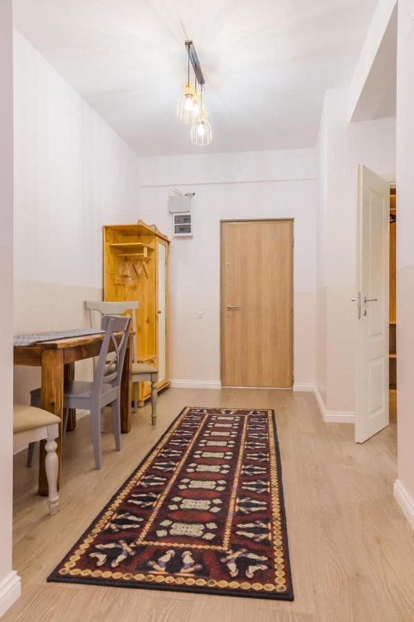 Inova Central Apartment Bukarest Eksteriør billede