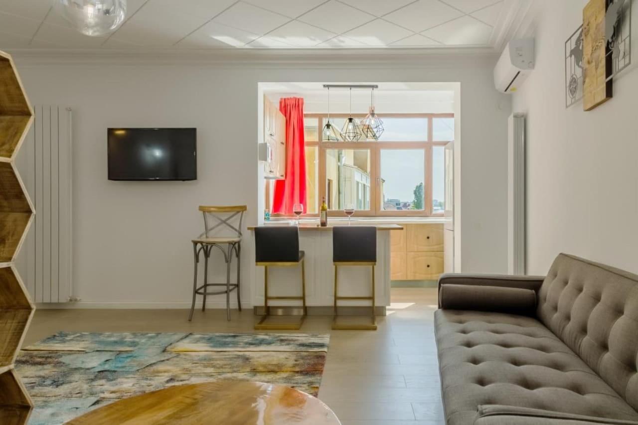 Inova Central Apartment Bukarest Eksteriør billede